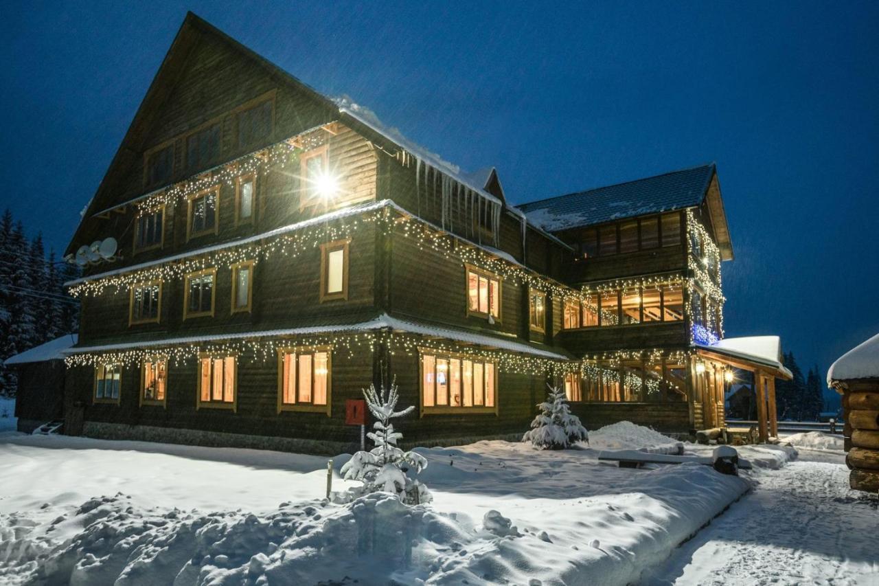 Yuraya Hotel Vorokhta Exterior photo