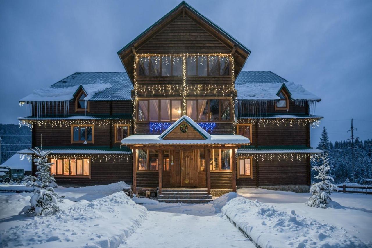 Yuraya Hotel Vorokhta Exterior photo